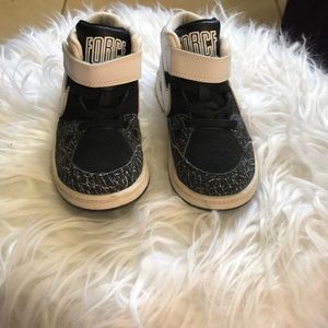 Nike Force toddler